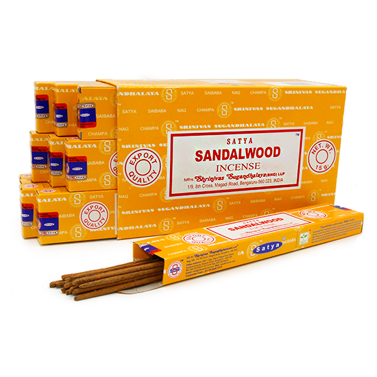 Благовоние Сандаловое дерево Satya Natural Sandal Wood Incense 15г